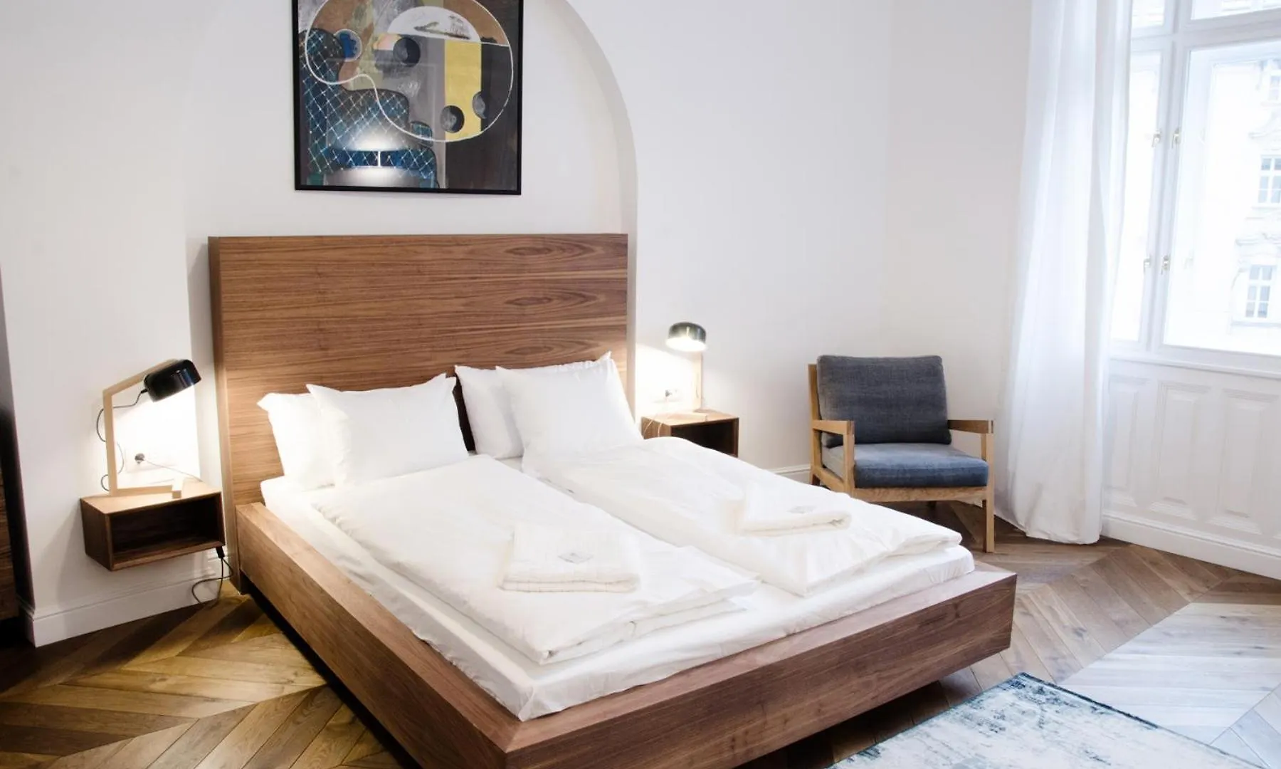 Luxury Apartment By Hi5 - Best Location 3-Br Budapest