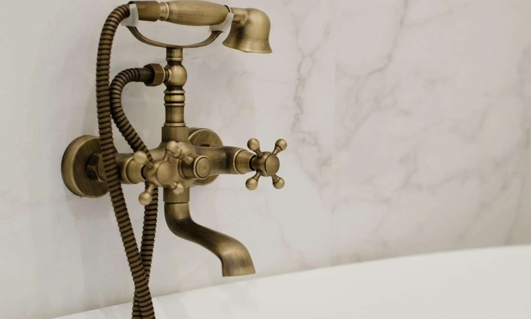 Luxury Apartment By Hi5 - Best Location 3-Br Budapest